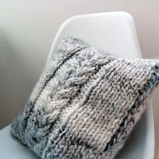 KIT DE TEJIDO COJIN WARMY